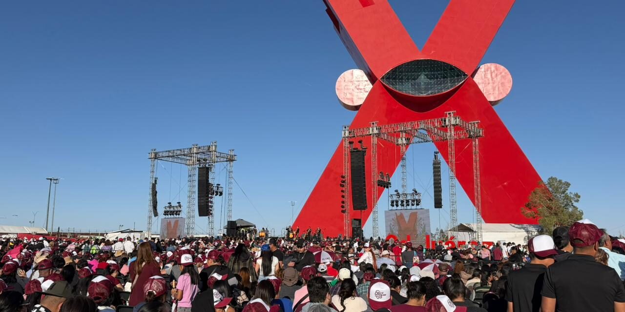 Miles se congregan en Plaza de la Mexicanidad para arranque de “Los Compas de la X Cruz”