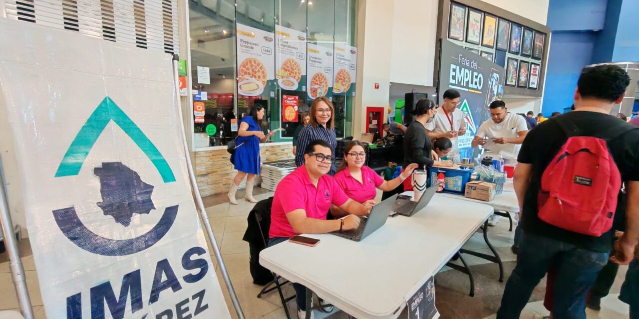 Cientos hacen fila en Feria del Empleo de Canaco en Plaza Sendero Las Torres