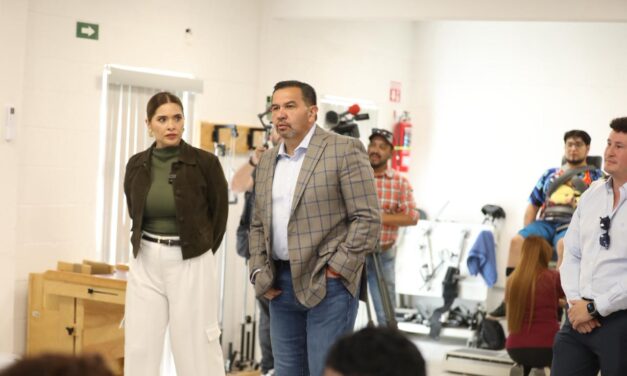 Reinaugura Alcalde la Unidad Básica de Rehabilitación en el Centro Comunitario Olivia Espinosa