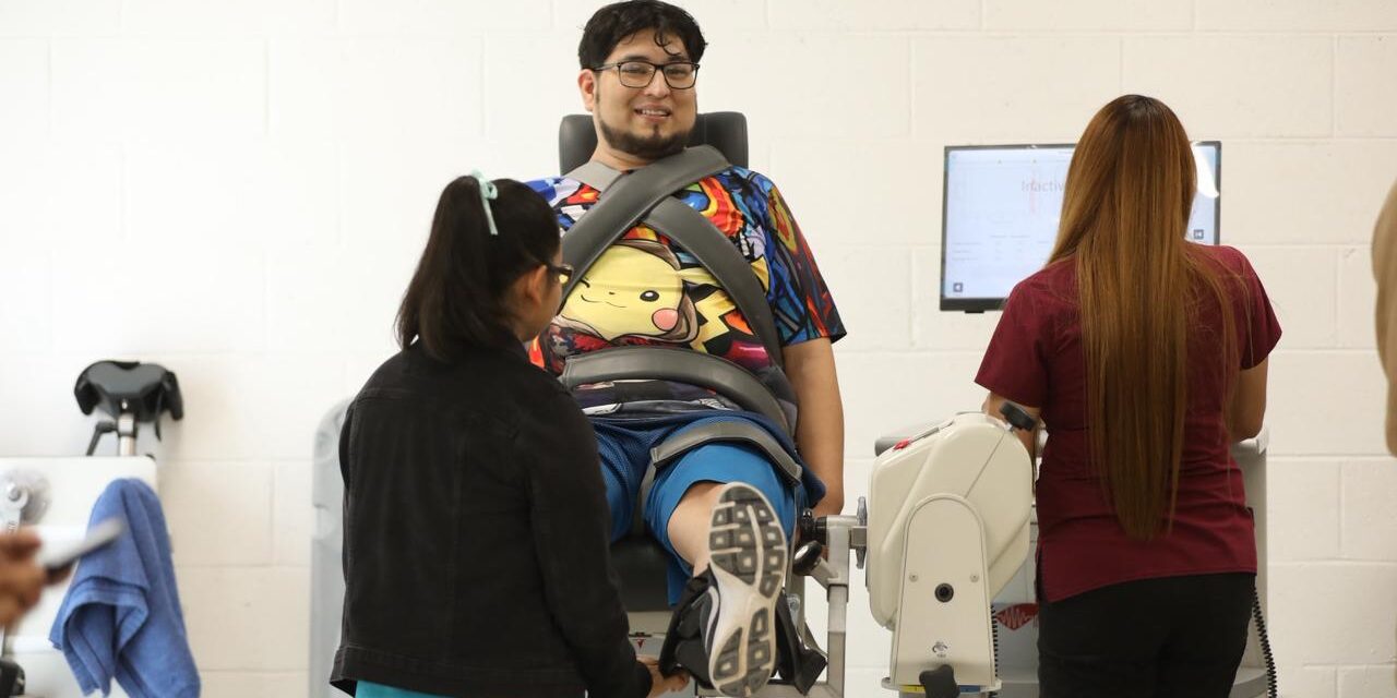 Reinaugura Alcalde la Unidad Básica de Rehabilitación en el Centro Comunitario Olivia Espinosa