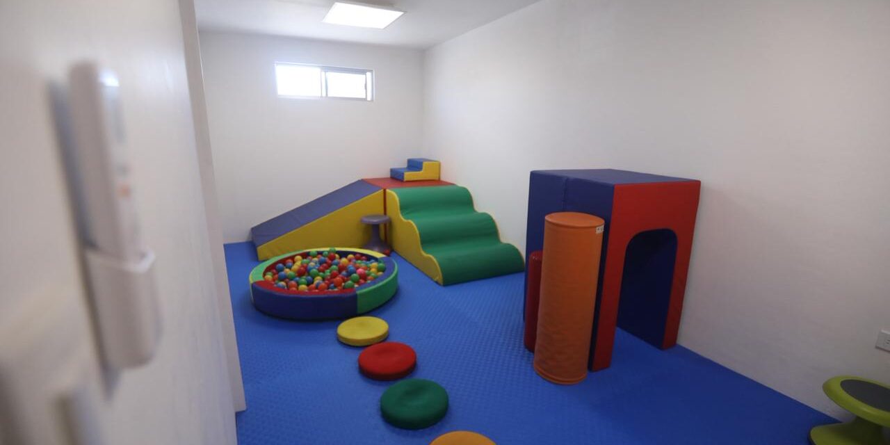 Reinaugura Alcalde la Unidad Básica de Rehabilitación en el Centro Comunitario Olivia Espinosa