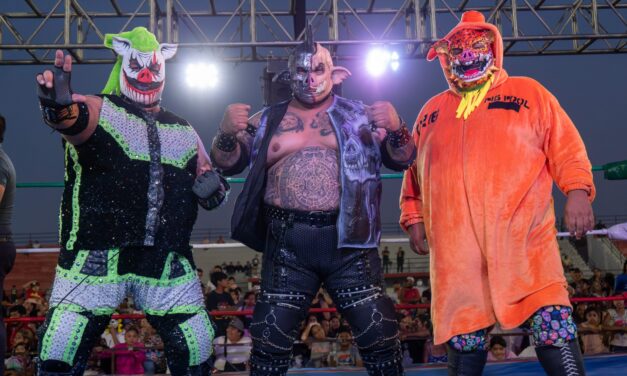 Celebran a los niños con función de lucha libre