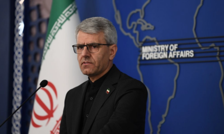 Irán acepta tregua de dos semanas y permitirá paso de buques por el estrecho de Ormuz