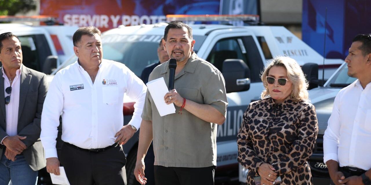 Entrega Presidente Municipal 15 unidades nuevas de Auxilio vial