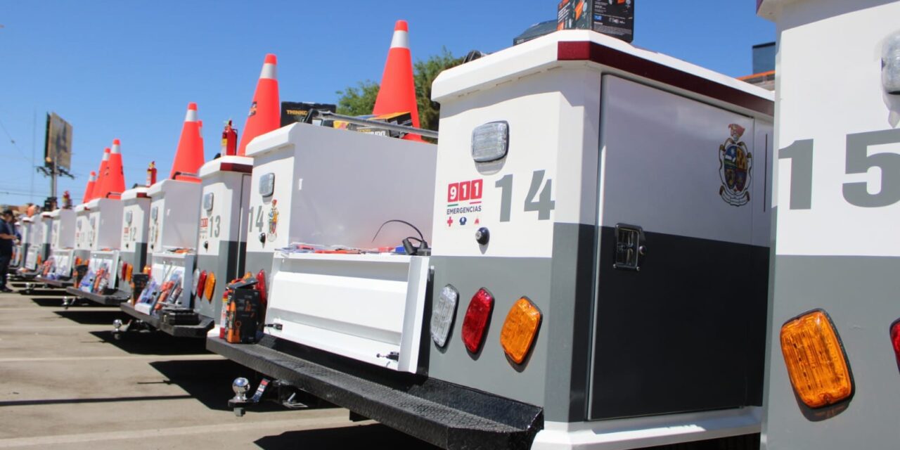 Entrega Presidente Municipal 15 unidades nuevas de Auxilio vial