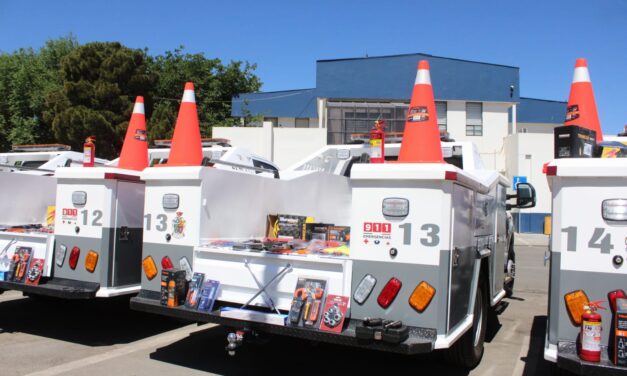 Entrega Presidente Municipal 15 unidades nuevas de Auxilio vial
