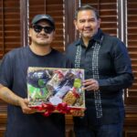 Aczino se reúne con el Presidente Cruz Pérez Cuéllar; respalda evento de freestyle en Juárez