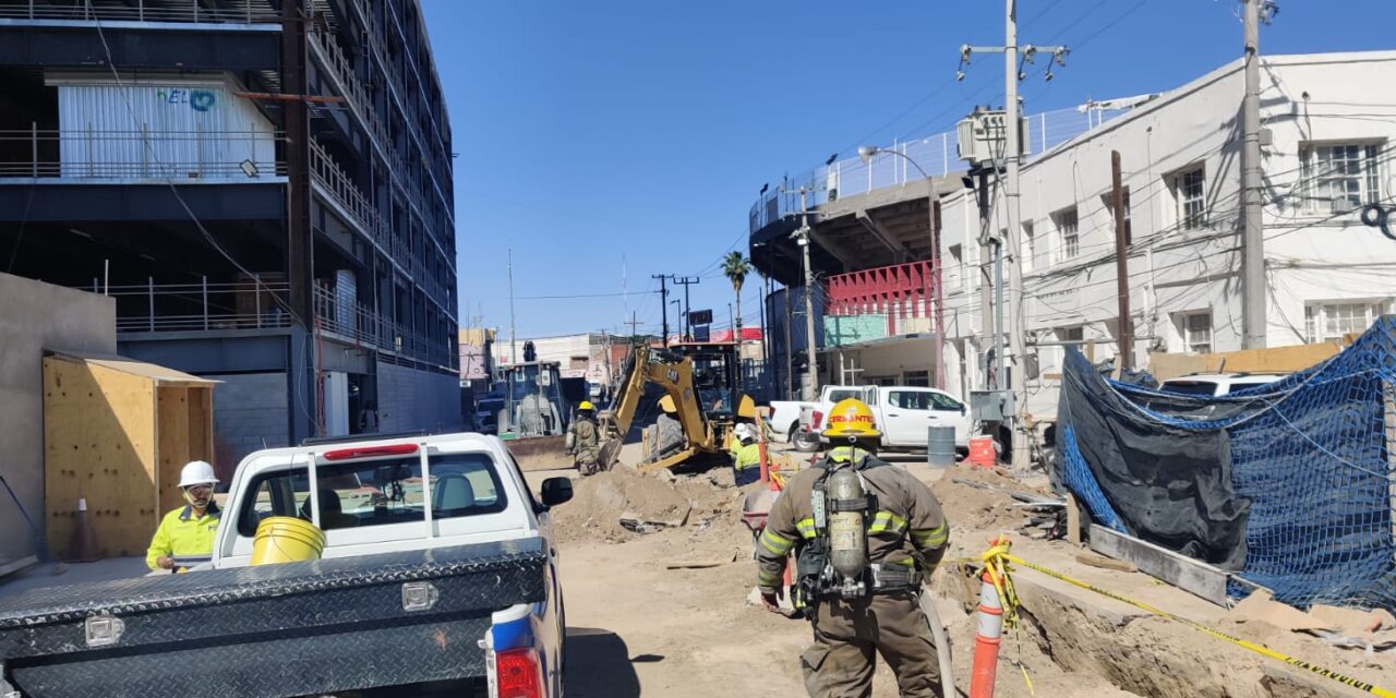 Controlan fuga de gas en zona centro; evacúan oficinas y Torre Centinela