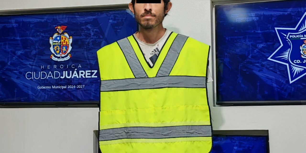 Detienen a hombre por presunto incendio en edificio histórico del Centro