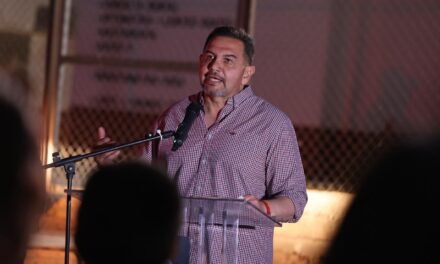 Encabeza alcalde entrega de más de 2 mil luminarias en la zona de Los Kilómetros