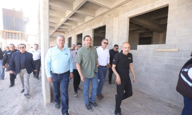 Visita el Presidente Pérez Cuéllar obra del Parque de Policías Club Guardianes Juárez