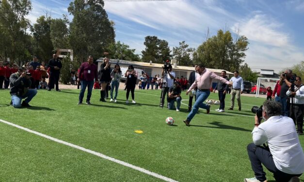 Entrega Municipio nueva cancha en primaria Plan de Ayala con inversión de más de 1.1 millones de pesos