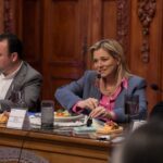 Maru Campos recibe en Palacio de Gobierno a diputados del Congreso del Estado