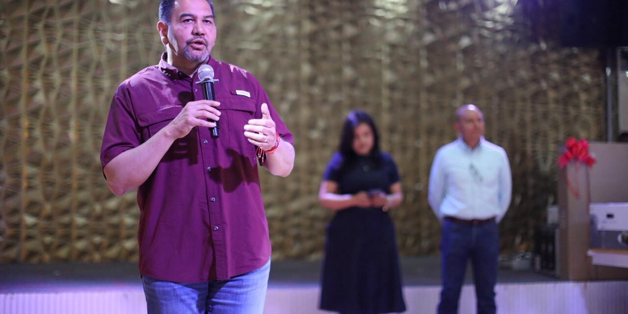 Celebran a las madres juarenses en convivio organizado por el equipo “Amor por Juárez”