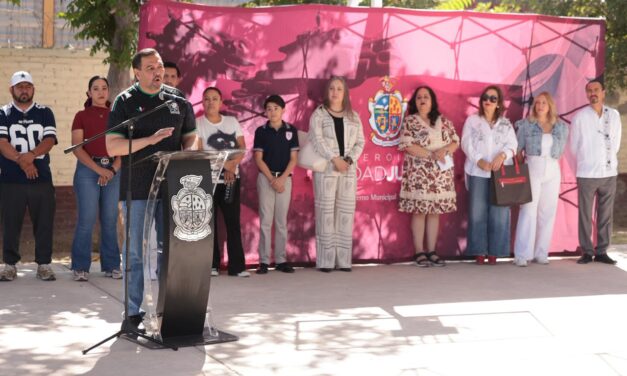 Entrega el Presidente Pérez Cuéllar obras a diversas escuelas de Juárez