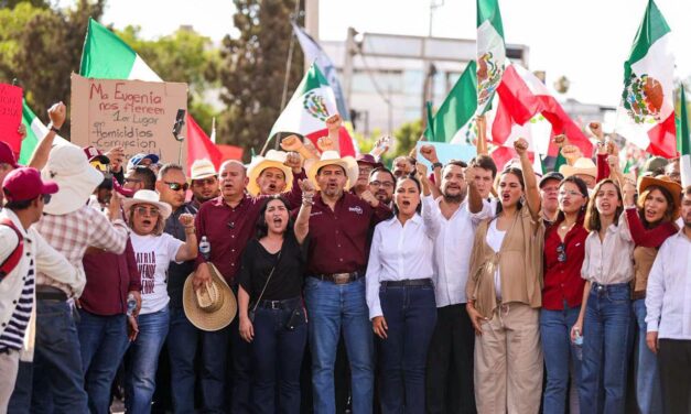 Ariadna Montiel respalda juicio político contra Maru Campos durante cierre de marcha en Chihuahua