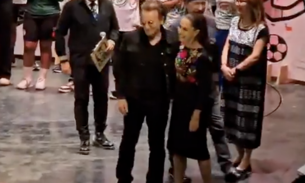 ¡Sheinbaum aparece junto a U2 y desata furor en evento mundial por la infancia en México!