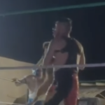 Sancionan a luchadores por maltratar a perrito