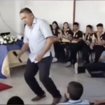 Profesor muere frente a sus alumnos durante festejo del Día del Maestro