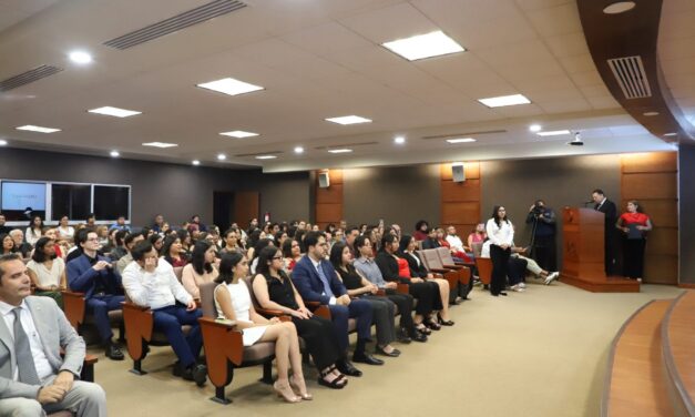 “90 reconocidos por la excelencia”: celebra UACJ logro nacional de sus estudiantes