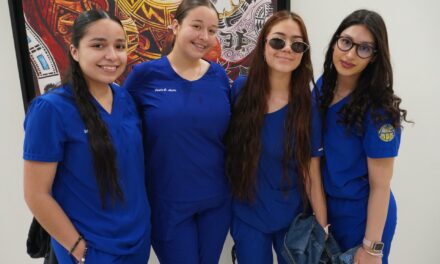 Celebran estudiantes de Enfermería de la UACJ en Nuevo Casas Grandes el Día Internacional de la Enfermería