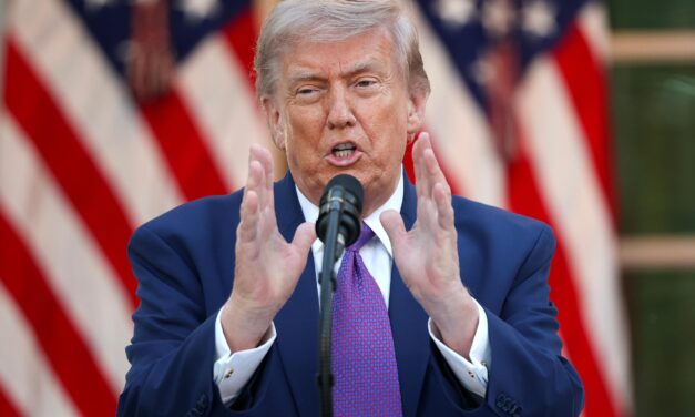 Trump habla de “muy buenas posibilidades” de llegar a un acuerdo con Irán