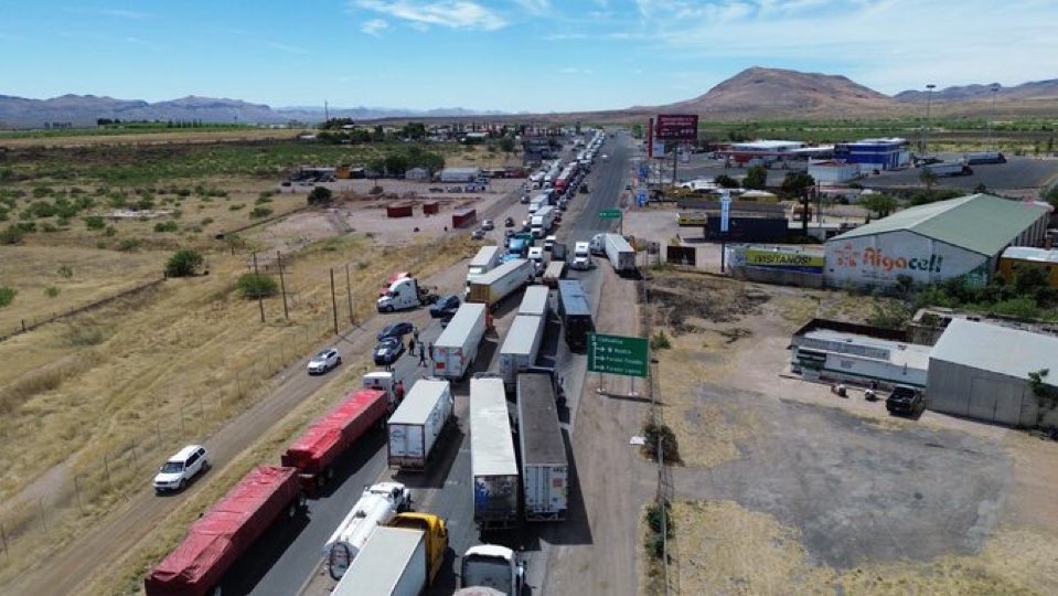 Cruz Pérez Cuéllar denuncia bloqueos carreteros por “miedo del gobierno” a movilización de Morena