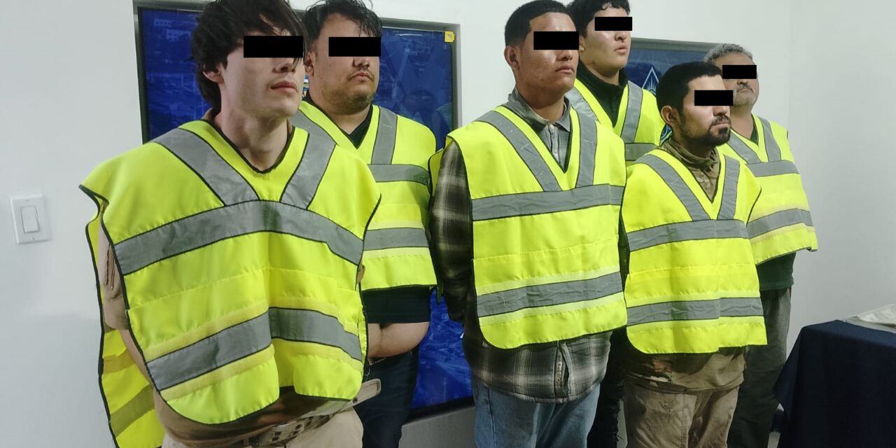 Rescatan a cuatro víctimas de secuestro exprés y detienen a seis armados en jardín de eventos de Ciudad Juárez