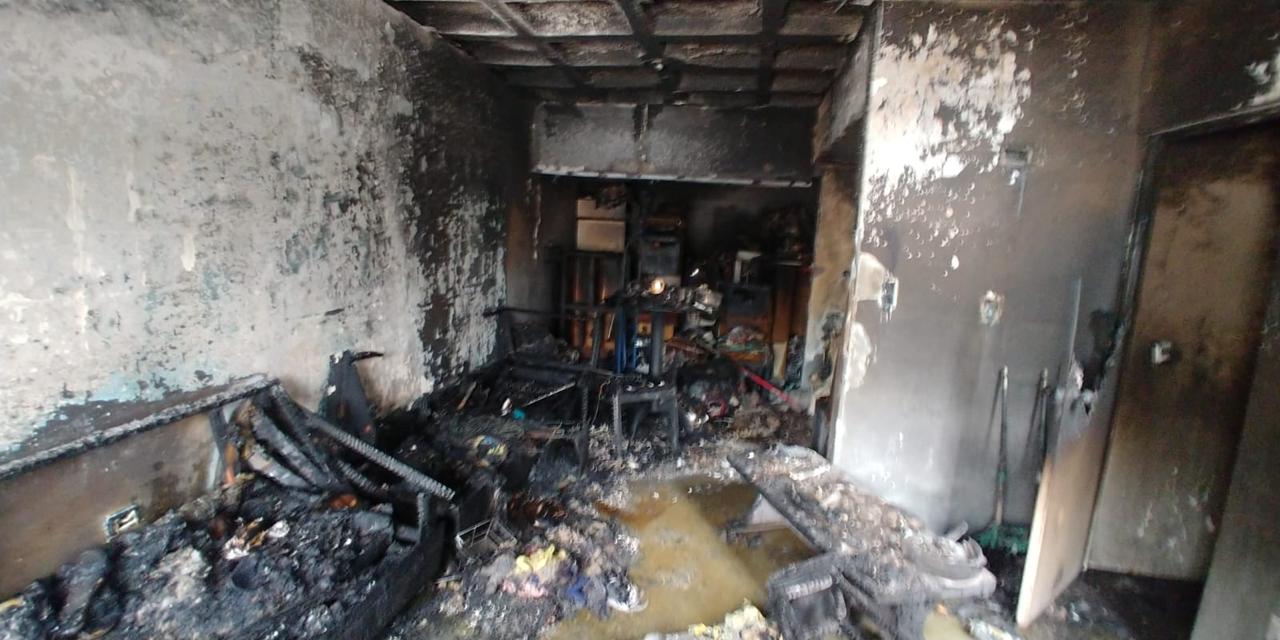 Incendio en vivienda deja dos mujeres sin vida y dos hombres lesionados en Portales de San Pedro