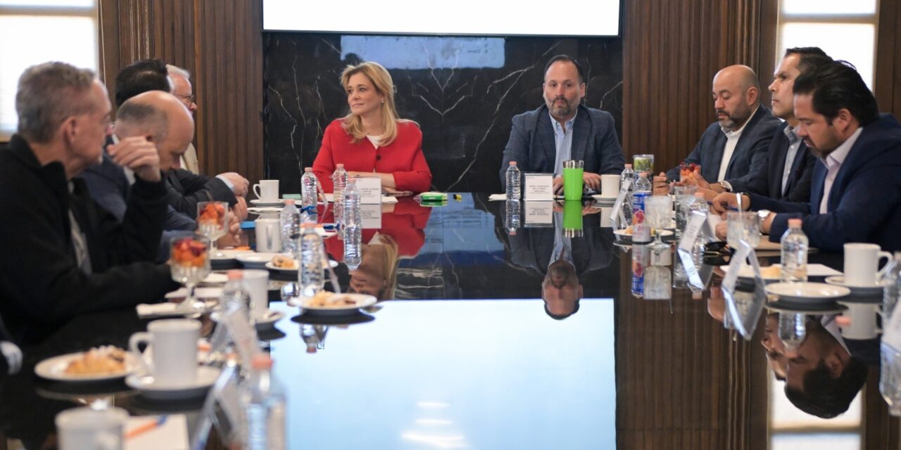 Maru Campos se reúne con líderes de la iniciativa privada