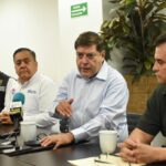 Acuerdan Estado y concesionaria reactivación del transporte público en el Valle de Juárez
