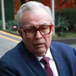 Rubén Rocha comparece ante la FGR en Culiacán y asegura que acudirá “cuantas veces sea necesario”