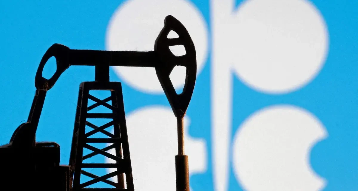 OPEP+ acuerda tercer aumento de cuota de producción petrolera desde cierre del estrecho de Ormuz