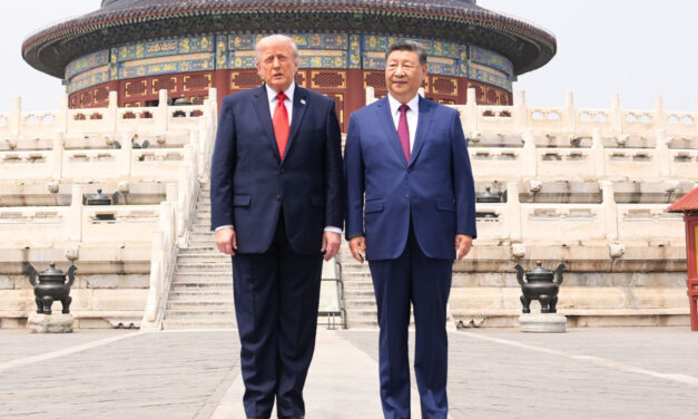 Trump y Xi Jinping buscan fortalecer cooperación económica y reducir tensiones globales en histórica cumbre en Beijing