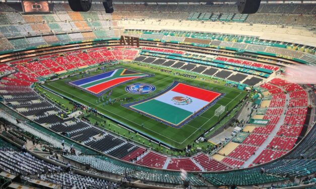 Entre cánticos, banderas y largas filas: así vivieron los aficionados el ingreso al Estadio Azteca para el Mundial 2026