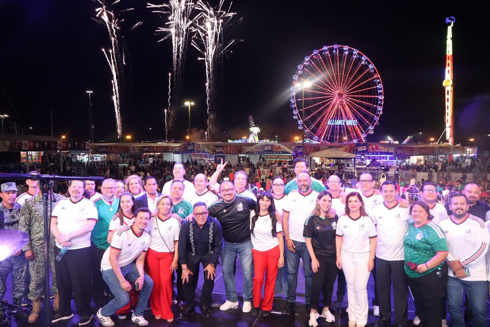 Con triunfo de México y fuegos artificiales, arranca la Feria CANACO Juárez 2026