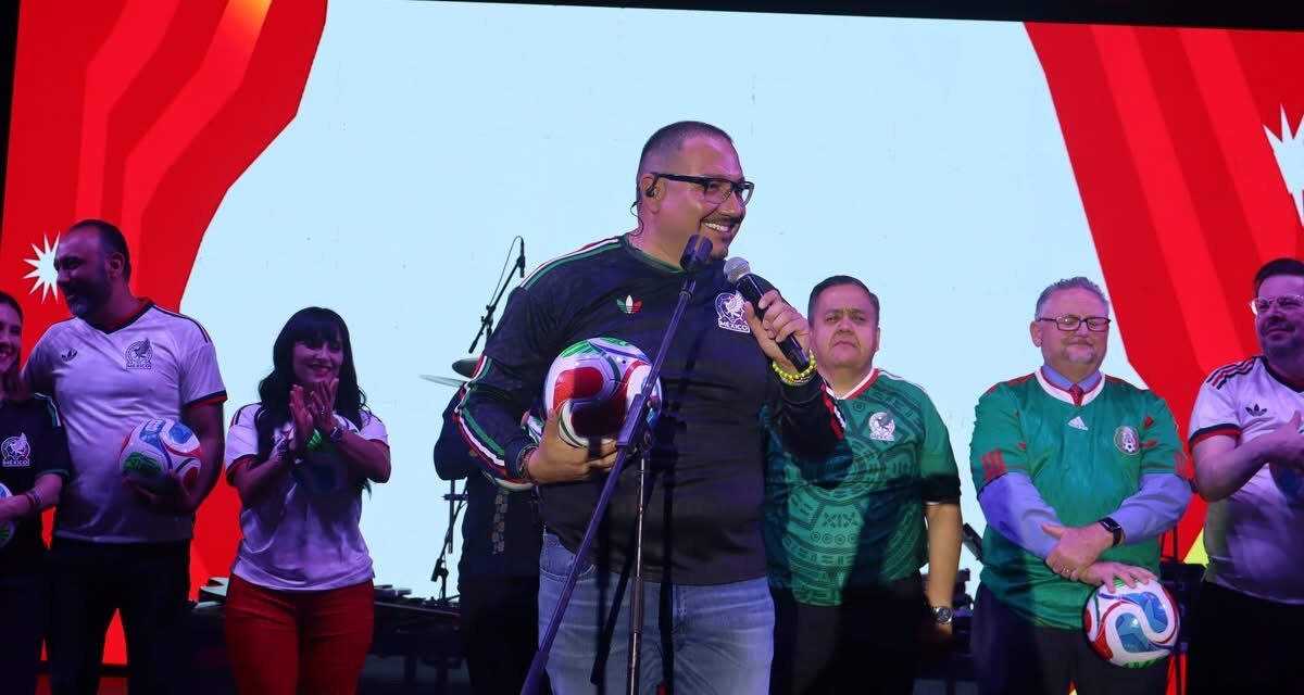 Con triunfo de México y fuegos artificiales, arranca la Feria CANACO Juárez 2026