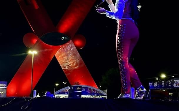 ¡La gran presentación de Majo Aguilar hizo vibrar a los juarenses!