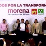 Cruz Pérez Cuéllar formaliza su registro como aspirante a coordinar la Defensa de la Transformación en Chihuahua