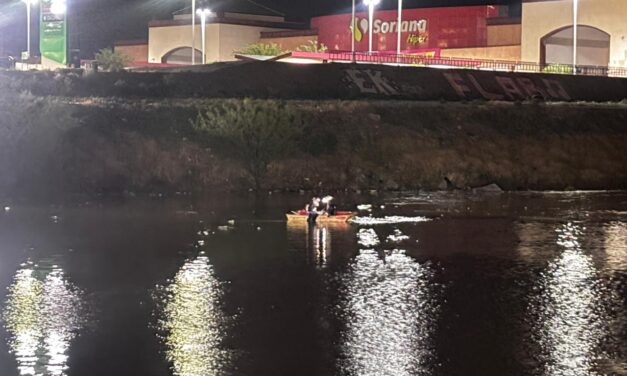 ¡Lo arrastró la corriente! Rescatan a hombre con discapacidad atrapado en un dique durante la tormenta en Juárez