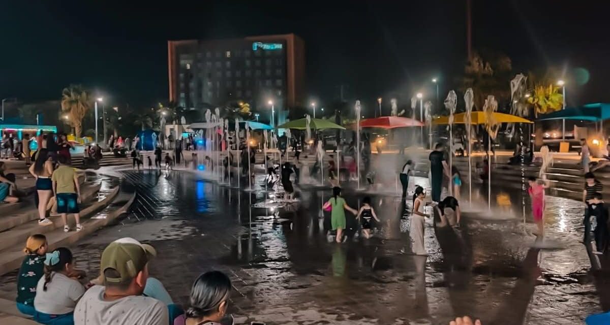 Anuncia Parque Central horario extendido en las Fuentes Danzarinas por temporada vacacional