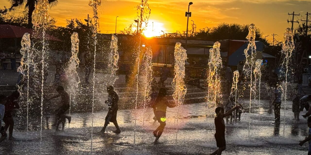 Anuncia Parque Central horario extendido en las Fuentes Danzarinas por temporada vacacional