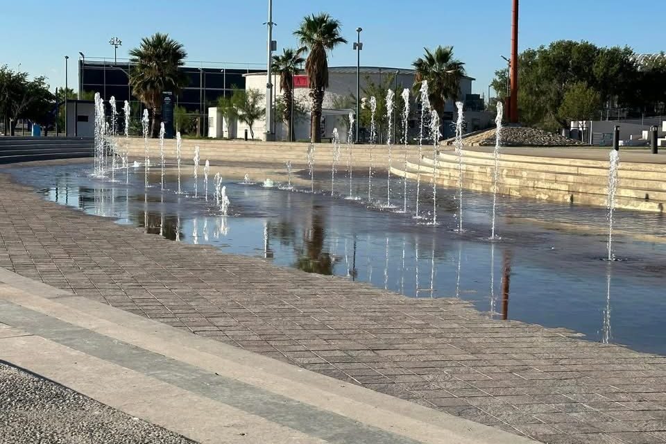 Anuncia Parque Central horario extendido en las Fuentes Danzarinas por temporada vacacional