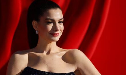 Anne Hathaway espera a su tercer hijo en uno de los mejores momentos de su carrera