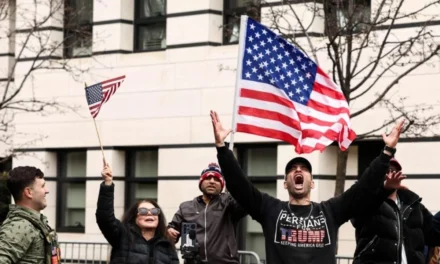 La ultraderecha de Estados Unidos y México orquesta campaña contra el gobierno, asevera Claudia Sheinbaum