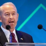 Sheinbaum pide al embajador Johnson respetar los asuntos internos de México