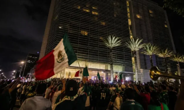 Serenata mexicana no dejó dormir a Ecuador antes del duelo contra el Tri