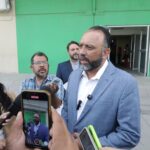 Se investiga origen del incendio en recicladora