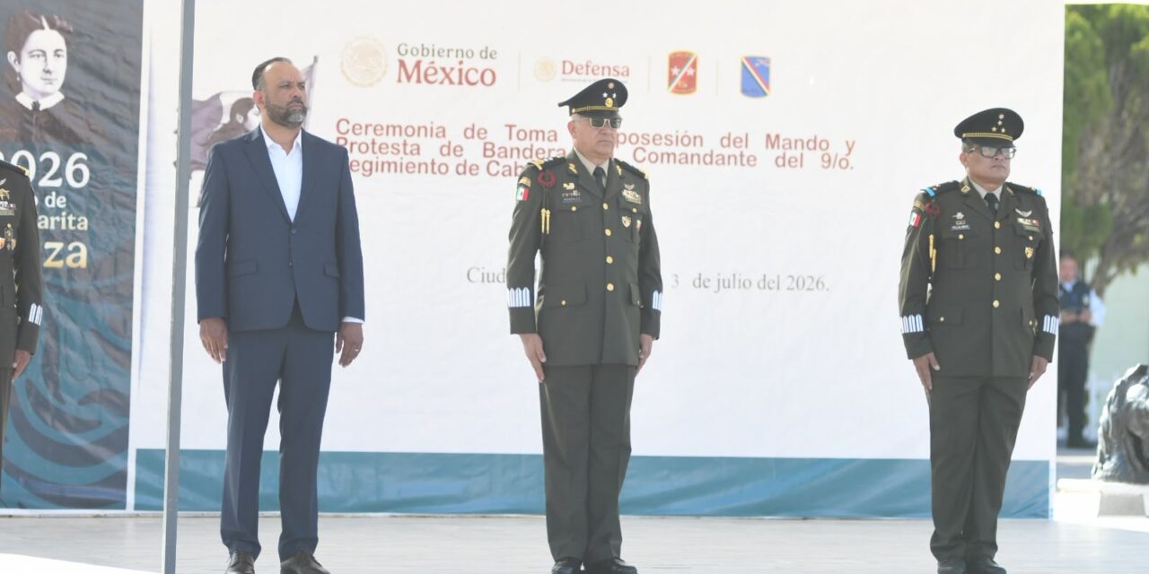 Asiste el Presidente Ortiz Orpinel a toma de posesión en el 9/o Regimiento de Caballería Motorizado