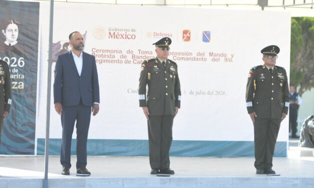 Asiste el Presidente Ortiz Orpinel a toma de posesión en el 9/o Regimiento de Caballería Motorizado